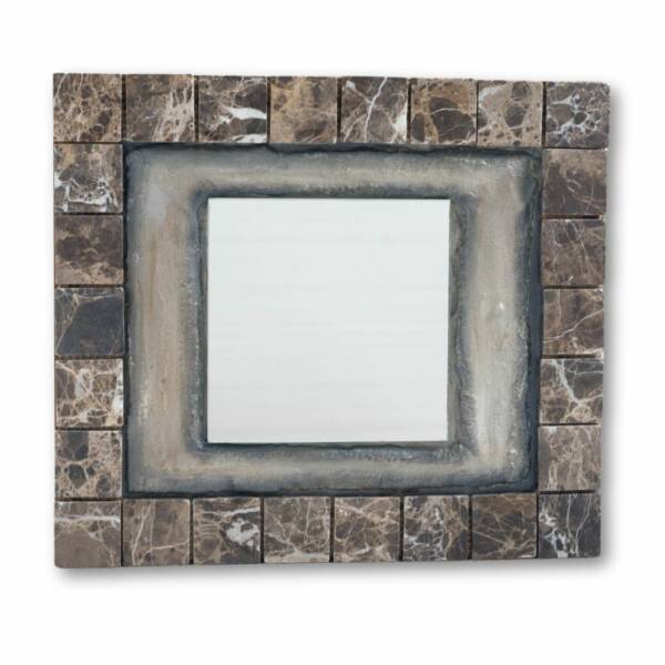 ESPEJO RECTANGULAR con marco realizado con con venecitas y textura artesanal.